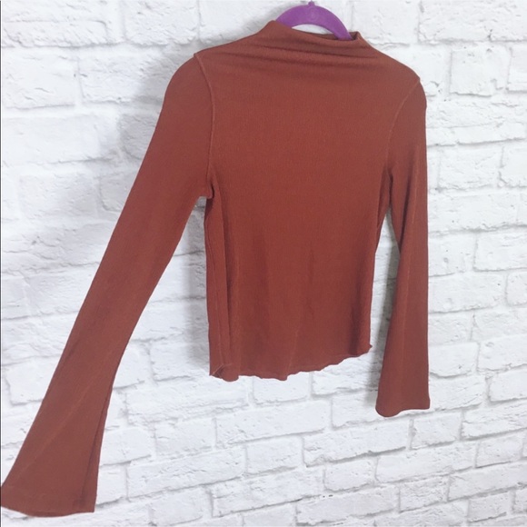 Zara Tops - ❤️Zara Burnt Orange Bell Sleeve Blouse